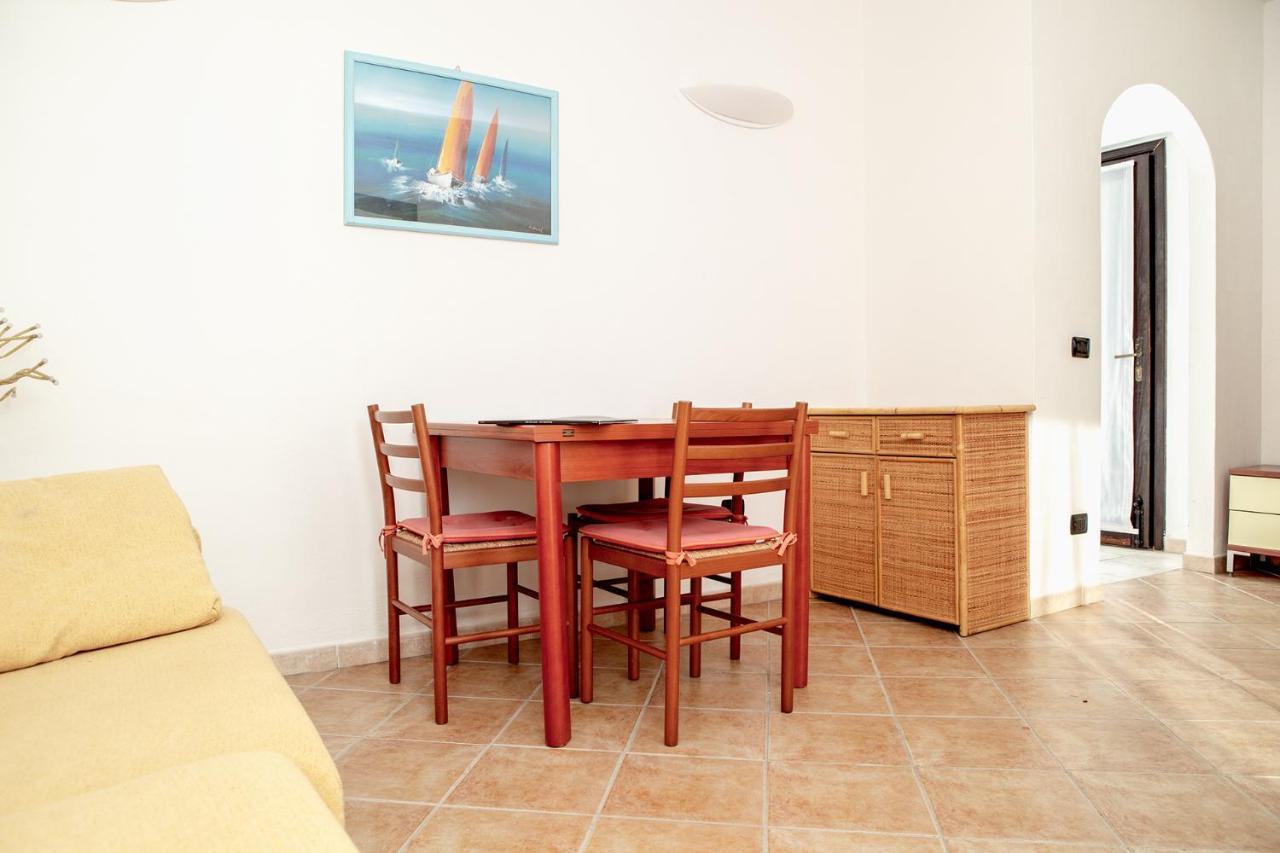 Residence La Marmorata Санта Тереза Галура Екстериор снимка